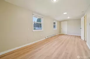 22404 58th Ave W, Mountlake Terrace, WA 98043 - Photo 21