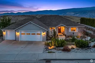 2302 Canyon Hills Dr, East Wenatchee, WA 98802 - Photo 1