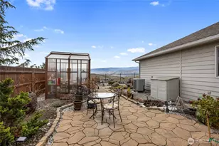 2302 Canyon Hills Dr, East Wenatchee, WA 98802 - Photo 33