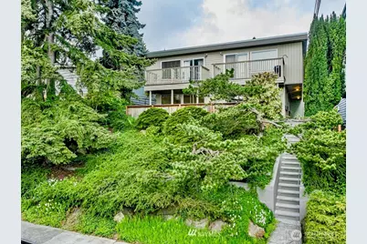 3021 21st Avenue W, Seattle, WA 98199 - Photo 1