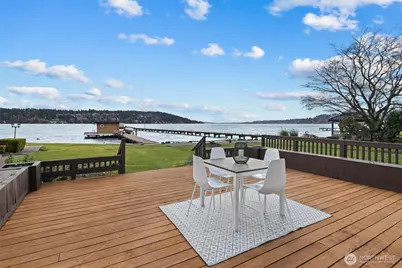 4701 NE Shore Place, Lake Forest Park, WA 98155 - Photo 35