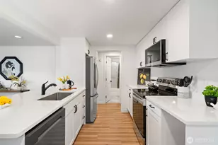 4110 W J St, Bremerton, WA 98312 - Photo 13