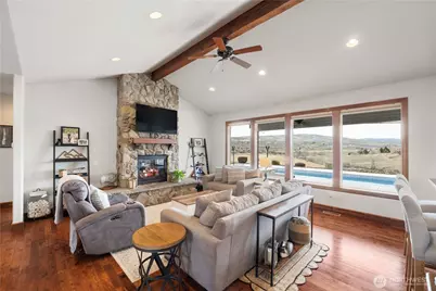 657 Zimmerman Road, Yakima, WA 98908 - Photo 7