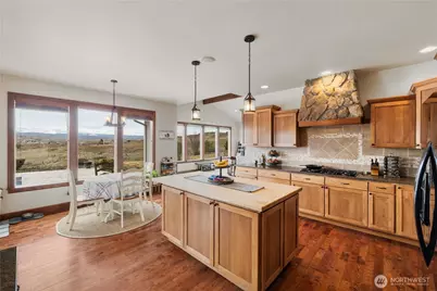 657 Zimmerman Road, Yakima, WA 98908 - Photo 9