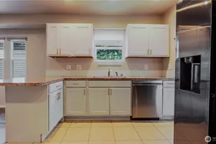 1421 S 45th, Tacoma, WA 98418 - Photo 11