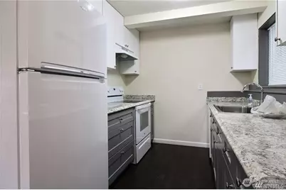 12317 35th Avenue NE, Seattle, WA 98125 - Photo 3