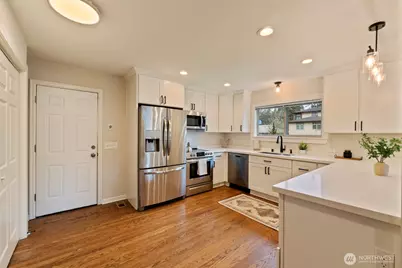 111 NW 140th Street, Seattle, WA 98177 - Photo 13