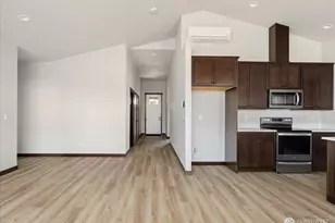 926 NW Shire St, Oak Harbor, WA 98277 - Photo 5