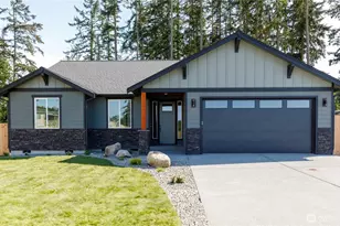 926 NW Shire St, Oak Harbor, WA 98277 - Photo 1