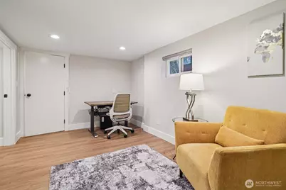 3216 24th Avenue W, Seattle, WA 98199 - Photo 17