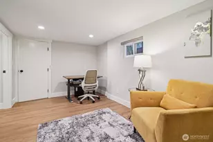 3216 24th Ave W, Seattle, WA 98199 - Photo 17