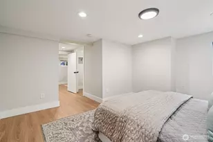 3216 24th Ave W, Seattle, WA 98199 - Photo 15