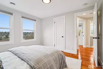 3216 24th Avenue W, Seattle, WA 98199 - Photo 11