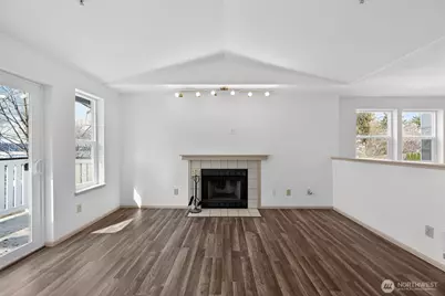 901 Sunset Boulevard NE #D215, Renton, WA 98056 - Photo 13