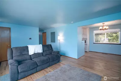 13815 Park Avenue S, Tacoma, WA 98444 - Photo 7