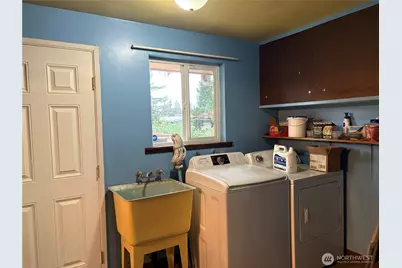 13815 Park Avenue S, Tacoma, WA 98444 - Photo 15