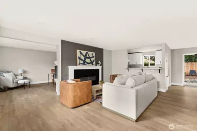 1402 N 136th Street, Seattle, WA 98133 - Photo 3