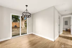 1402 N 136th St, Seattle, WA 98133 - Photo 13