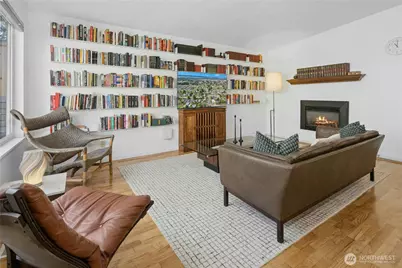 219 SW 108th Street, Seattle, WA 98146 - Photo 5