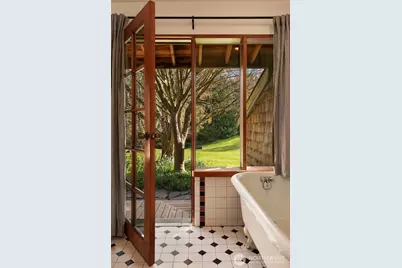 15232 Vermontville Road SW, Vashon, WA 98070 - Photo 27