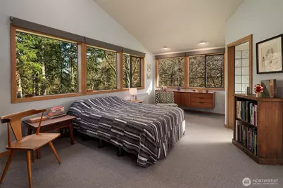 15232 Vermontville Road SW, Vashon, WA 98070 - Photo 25