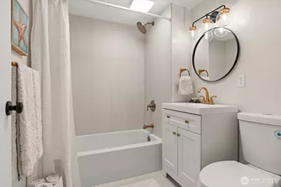 11224 SE 76th Street, Newcastle, WA 98056 - Photo 33