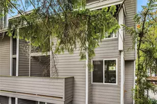 3005 127th Pl SE, Bellevue, WA 98005 - Photo 1