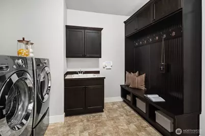 9911 NE 158th Street, Bothell, WA 98011 - Photo 35