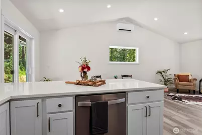 8672 Bell Court, Maple Falls, WA 98266 - Photo 9