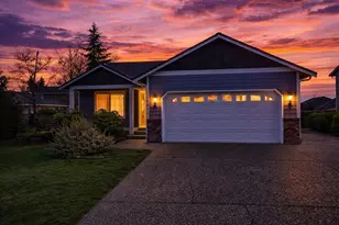 17611 67th Ave Ct E, Puyallup, WA 98375 - Photo 1