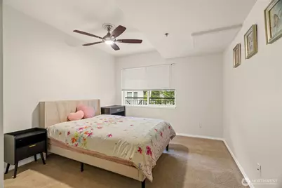 7912 170th Avenue NE #204, Redmond, WA 98052 - Photo 11