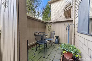 2021 Narrows View Cir NW, Gig Harbor, WA 98335 - Photo 25