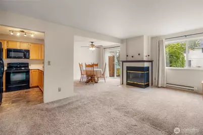 927 132nd Street SW #C2, Everett, WA 98204 - Photo 7