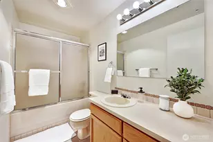 823 N 161st Pl, Shoreline, WA 98133 - Photo 19