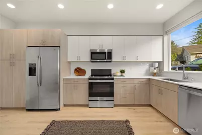 10162 Holman Road NW #C, Seattle, WA 98177 - Photo 13