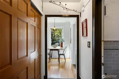 1101 17th Avenue #201, Seattle, WA 98122 - Photo 15