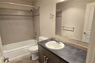 718 Kirkland Cir, Kirkland, WA 98033 - Photo 9