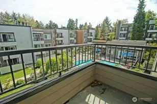 718 Kirkland Cir, Kirkland, WA 98033 - Photo 11