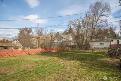 711 S Adams St, Spokane, WA 99204 - Photo 17