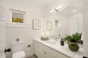 10478 Arrow Point Dr NE, Bainbridge Island, WA 98110 - Photo 21