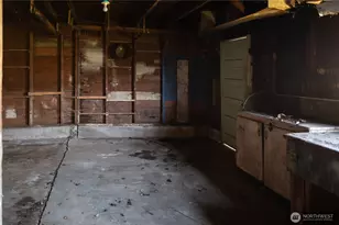 237 Emerson Ave, Hoquiam, WA 98550 - Photo 29