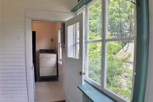 910 NW 52nd St, Seattle, WA 98107 - Photo 11