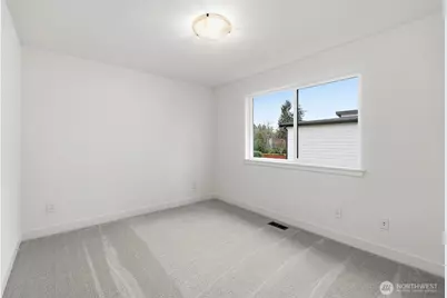 23706 84th Avenue W, Edmonds, WA 98026 - Photo 35