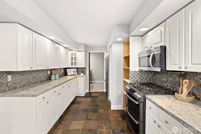 20604 4th Avenue S, Des Moines, WA 98198 - Photo 9