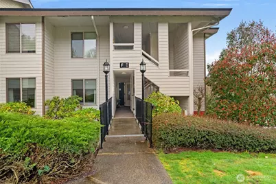23409 Lakeview Drive #F201, Mountlake Terrace, WA 98043 - Photo 5