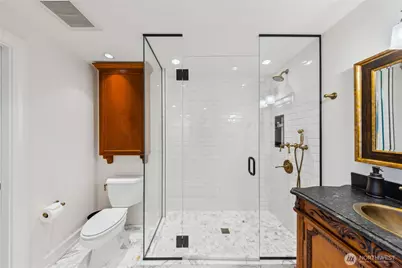 4002 Oakes Avenue, Anacortes, WA 98221 - Photo 31