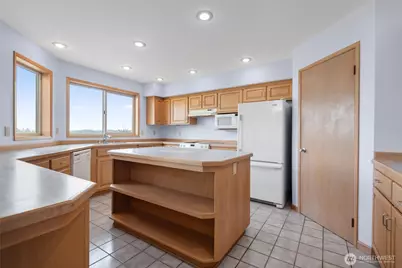 860 Hunt Road, Port Angeles, WA 98363 - Photo 7