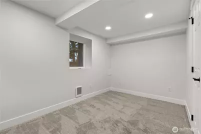 831 N Lawrence Street, Tacoma, WA 98406 - Photo 35