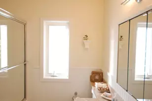 4610 Lake Wa Blvd NE, Kirkland, WA 98033 - Photo 7