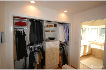 4610 Lake Wa Boulevard NE, Kirkland, WA 98033 - Photo 9